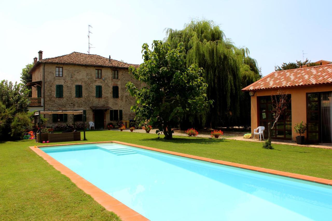 B&B Il Conte Giacomo Viarolo Bagian luar foto