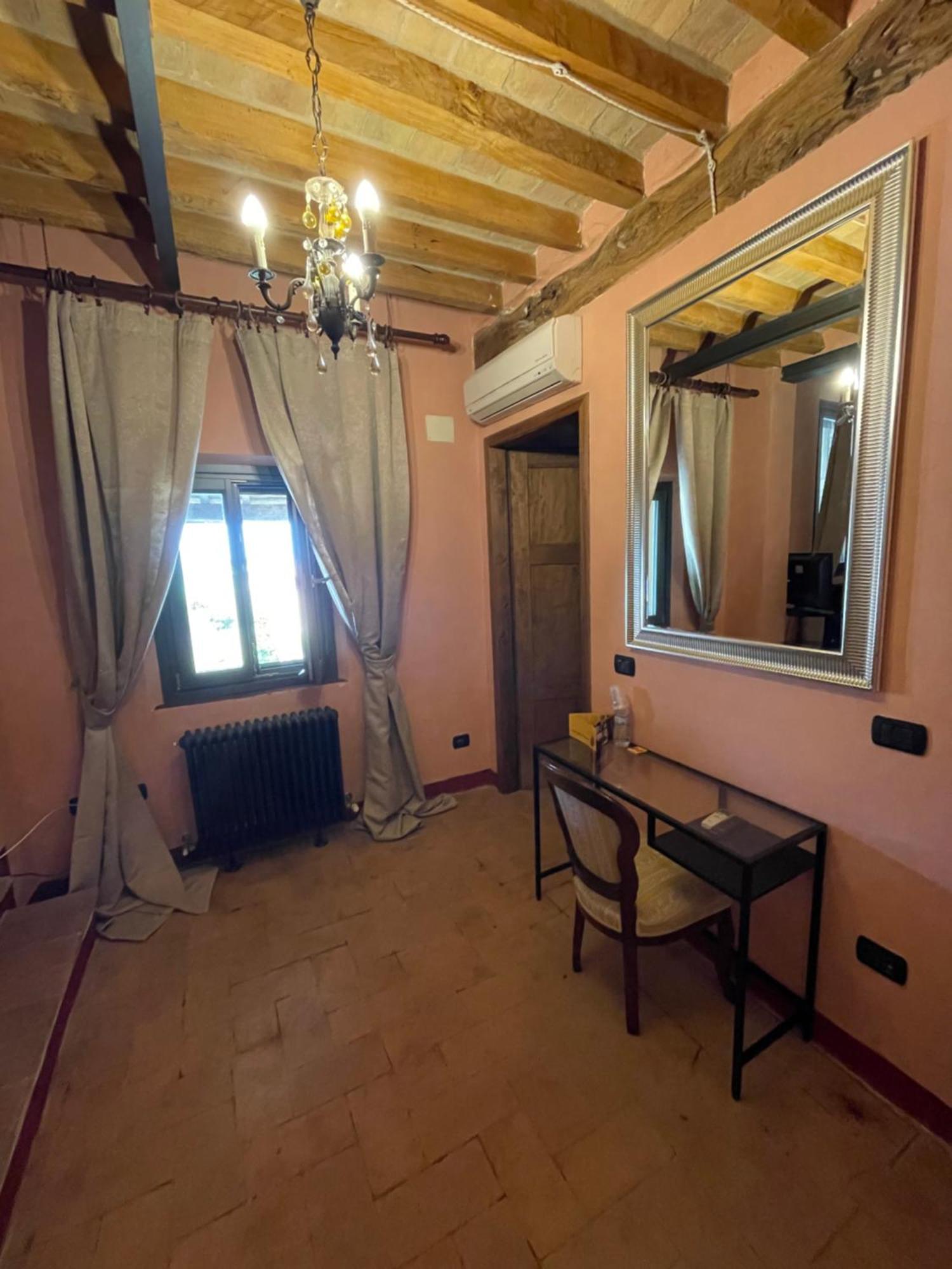 B&B Il Conte Giacomo Viarolo Bagian luar foto