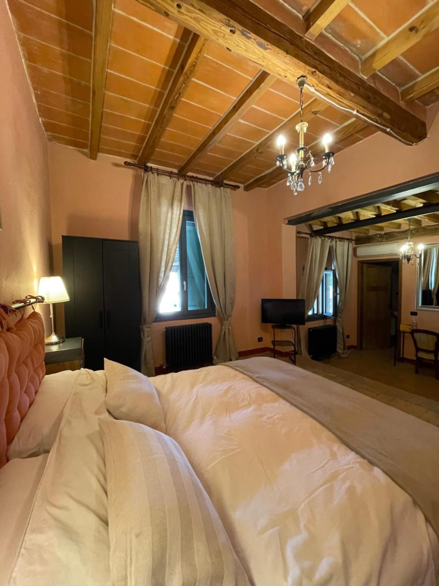 B&B Il Conte Giacomo Viarolo Bagian luar foto